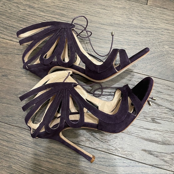 Chelsea Paris heels - Picture 2 of 6